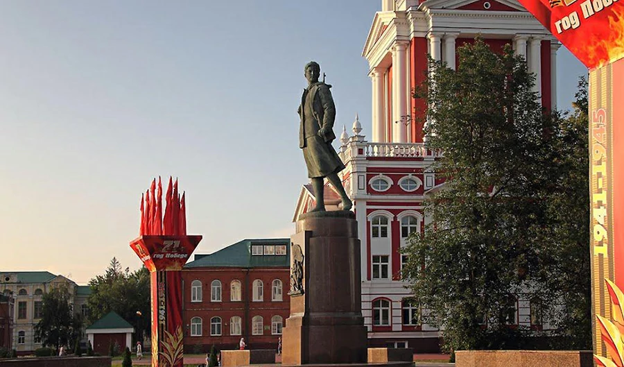 Памятник Зое Космодемьянской